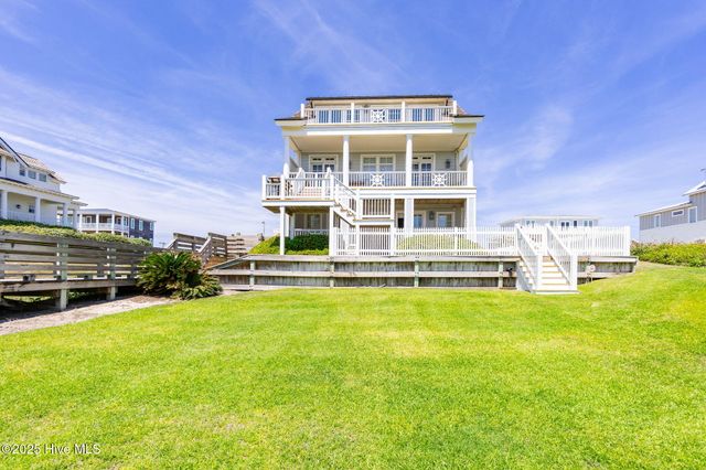 125 Roosevelt Drive, Pine Knoll Shores, NC 28512