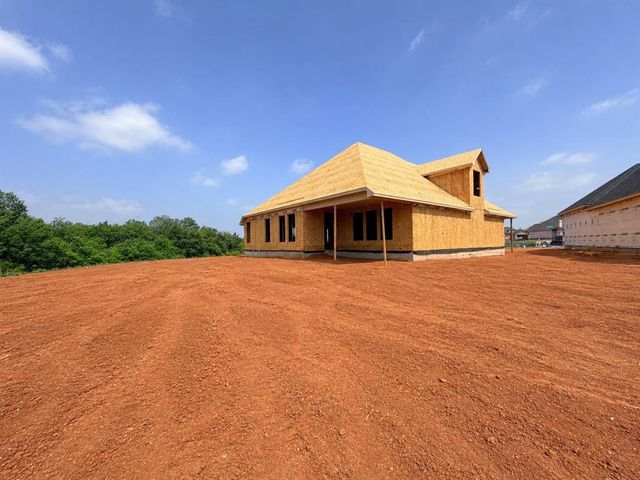 8416 NW 153rd Street, Edmond, OK 73013