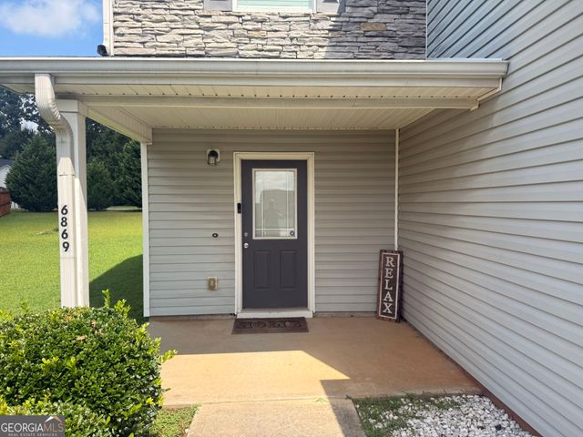 6869 Lockley Court, Rex, GA 30273