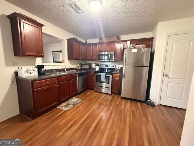 6869 Lockley Court, Rex, GA 30273