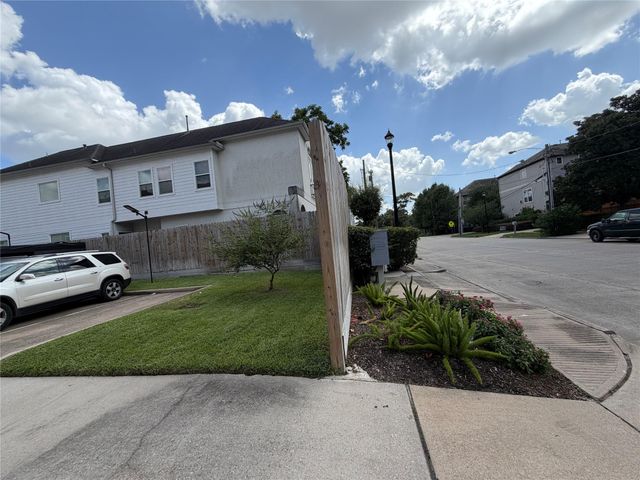 1708 Elgin Street, Houston, TX 77004