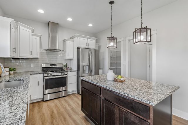 555 NE Bowman Drive, Waukee, IA 50263