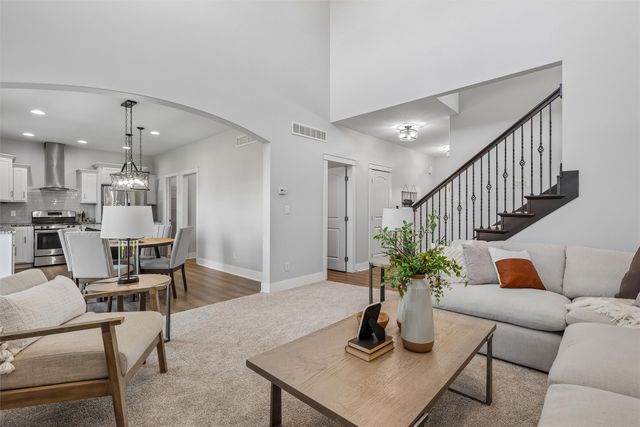 555 NE Bowman Drive, Waukee, IA 50263