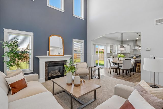 555 NE Bowman Drive, Waukee, IA 50263