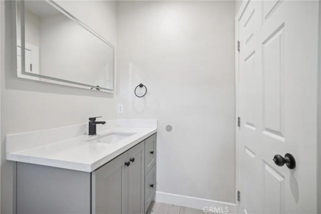1956 N Ontario Street 101, Burbank, CA 91505