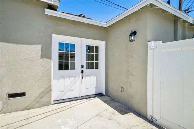 1956 N Ontario Street 101, Burbank, CA 91505