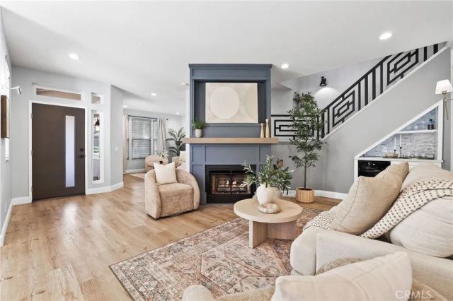 45 Paseo Vespertino, Rancho Santa Margarita, CA 92688