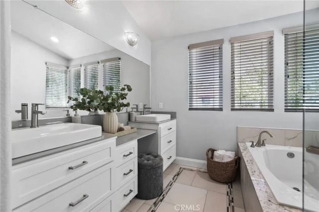 45 Paseo Vespertino, Rancho Santa Margarita, CA 92688