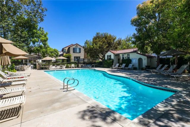 45 Paseo Vespertino, Rancho Santa Margarita, CA 92688