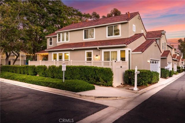 45 Paseo Vespertino, Rancho Santa Margarita, CA 92688