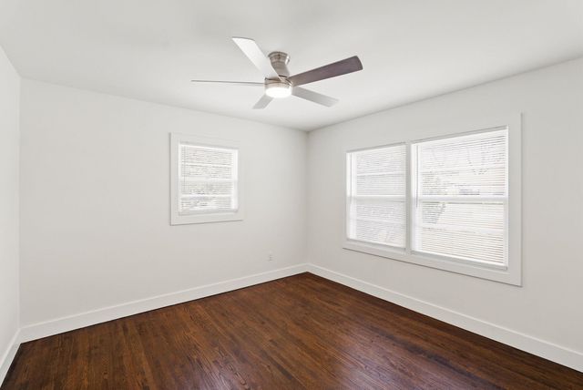 1040 E 44th St S, Wichita, KS 67216