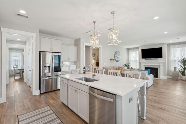 262 Great Lawn Drive, Summerville, SC 29486