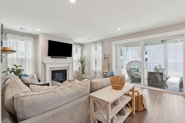 262 Great Lawn Drive, Summerville, SC 29486