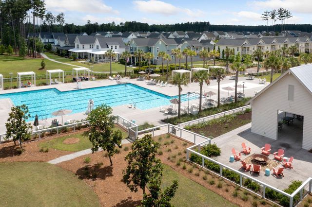 262 Great Lawn Drive, Summerville, SC 29486