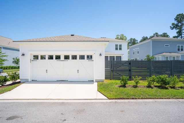 262 Great Lawn Drive, Summerville, SC 29486