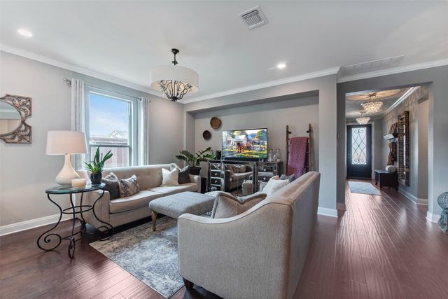 1612 Bovina DR, Leander, TX 78641