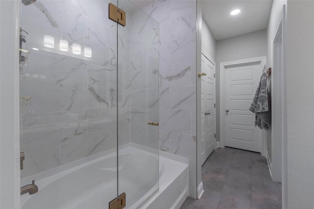 1612 Bovina DR, Leander, TX 78641