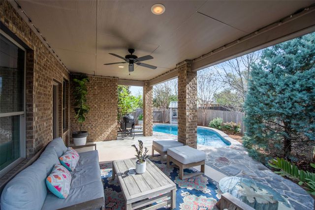 1612 Bovina DR, Leander, TX 78641