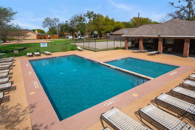 1612 Bovina DR, Leander, TX 78641