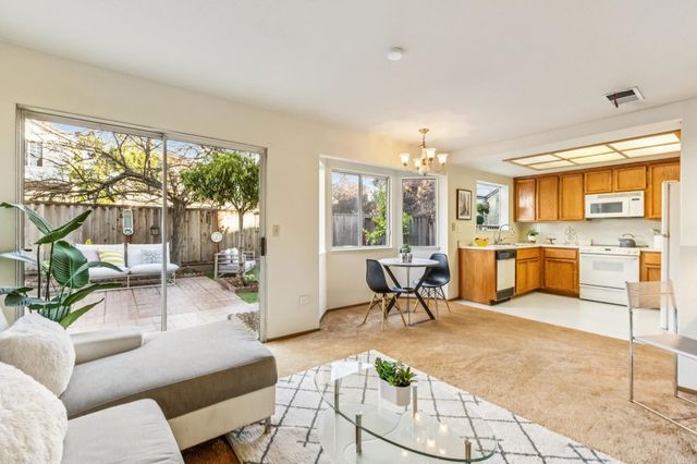 1152 Old Alameda Pt, Alameda, CA 94502