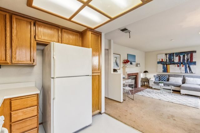 1152 Old Alameda Pt, Alameda, CA 94502