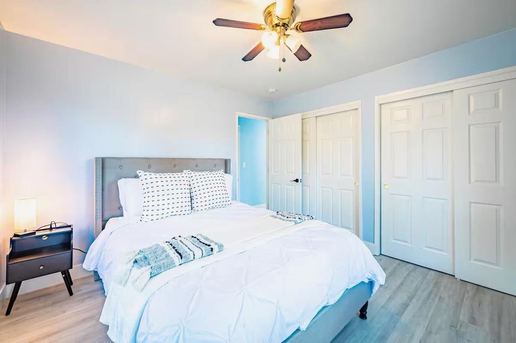 Image 24 of property listing at 40202 Hillsborough Loop, Oakhurst, CA 93644