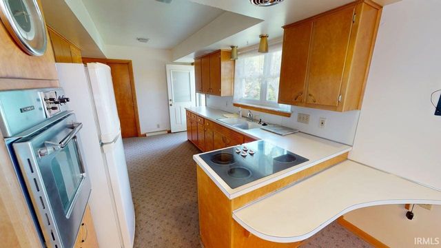 1524 W State Road 56 Road, Jasper, IN 47546