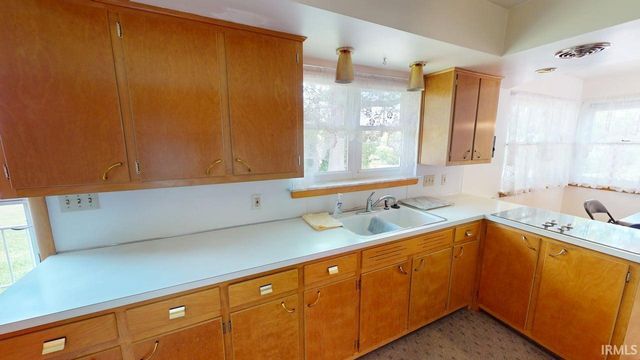 1524 W State Road 56 Road, Jasper, IN 47546