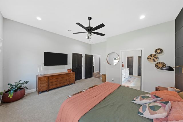 905 Day Star Drive, Hewitt, TX 76643