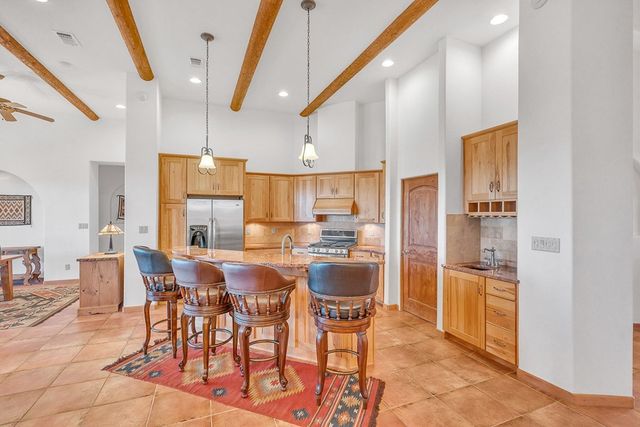 128 High Lonesome, Alpine, TX 79830