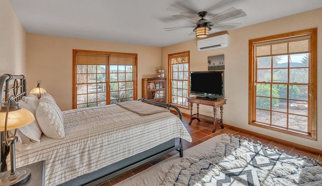 128 High Lonesome, Alpine, TX 79830