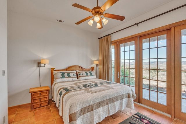 128 High Lonesome, Alpine, TX 79830