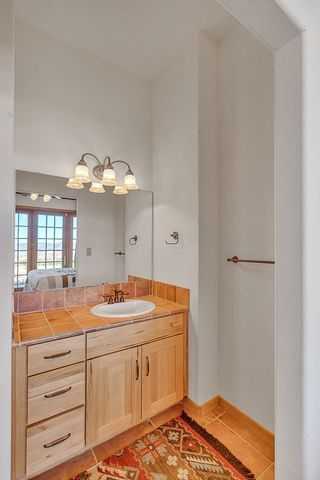 128 High Lonesome, Alpine, TX 79830