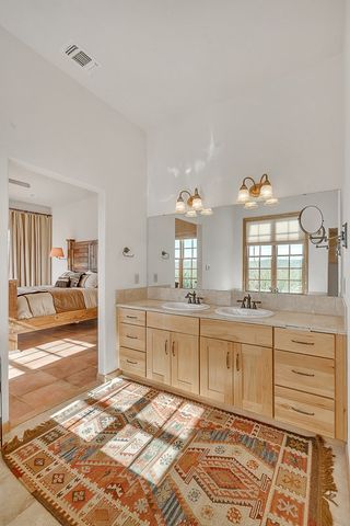 128 High Lonesome, Alpine, TX 79830