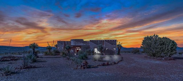 128 High Lonesome, Alpine, TX 79830