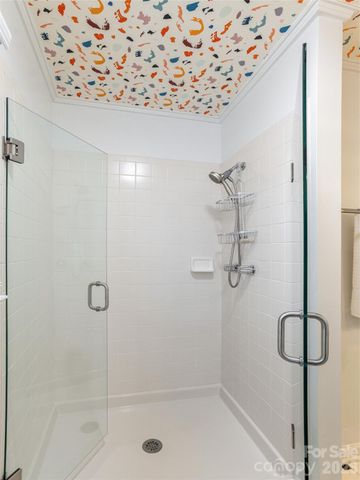 128 Camellia Way, Hendersonville, NC 28739