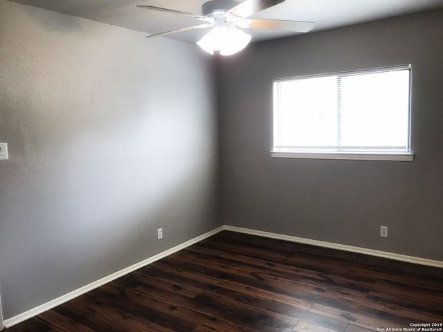 11730 SPRING SONG DR, San Antonio, TX 78249