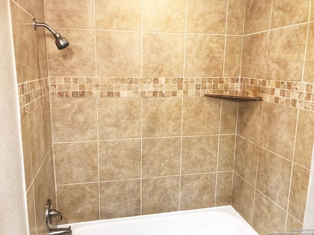 11730 SPRING SONG DR, San Antonio, TX 78249
