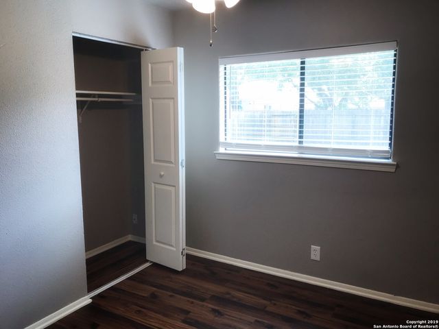 11730 SPRING SONG DR, San Antonio, TX 78249
