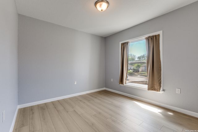 2371 Burnet, San Antonio, TX 78202