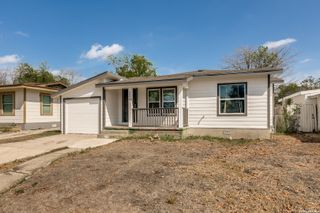 2371 Burnet, San Antonio, TX 78202