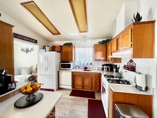 2692 Highland Avenue 67, Highland, CA 92346