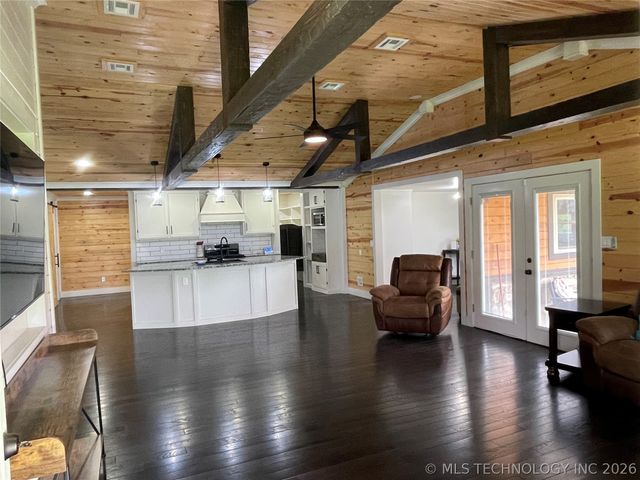 501 N Dorothy Avenue, Claremore, OK 74017