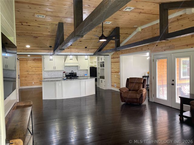 501 N Dorothy Avenue, Claremore, OK 74017