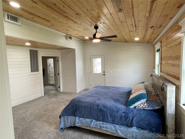 501 N Dorothy Avenue, Claremore, OK 74017