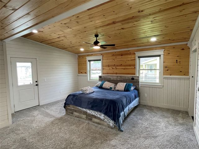 501 N Dorothy Avenue, Claremore, OK 74017