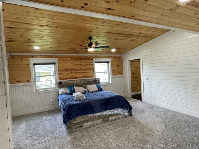 501 N Dorothy Avenue, Claremore, OK 74017
