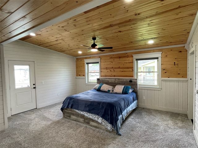 501 N Dorothy Avenue, Claremore, OK 74017