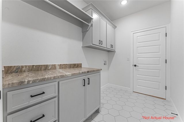 814 Dolcetto Street, Tontitown, AR 72762