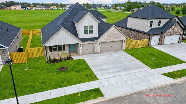 814 Dolcetto Street, Tontitown, AR 72762